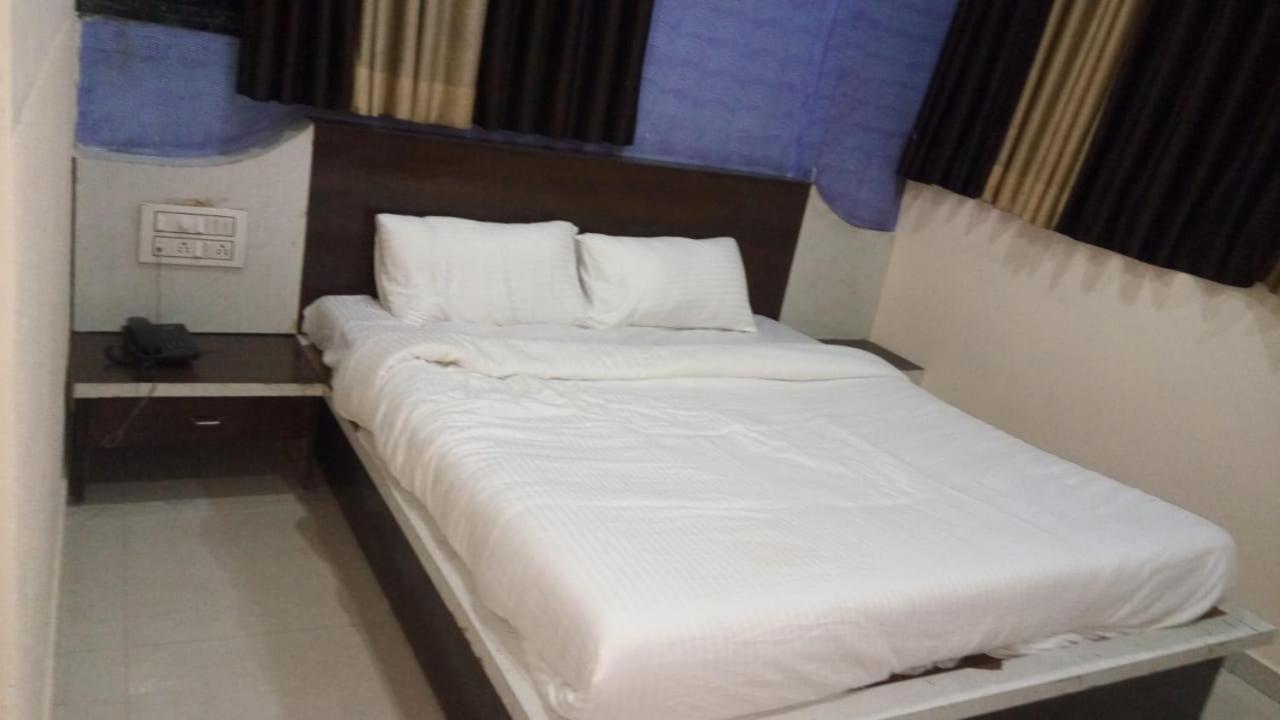 Hotel Swell Ahmedabad Exterior foto